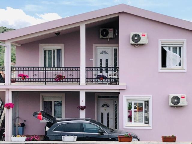 Apartman Mona Podgorica Exteriér fotografie