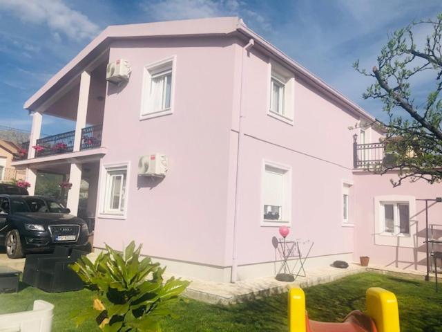 Apartman Mona Podgorica Exteriér fotografie