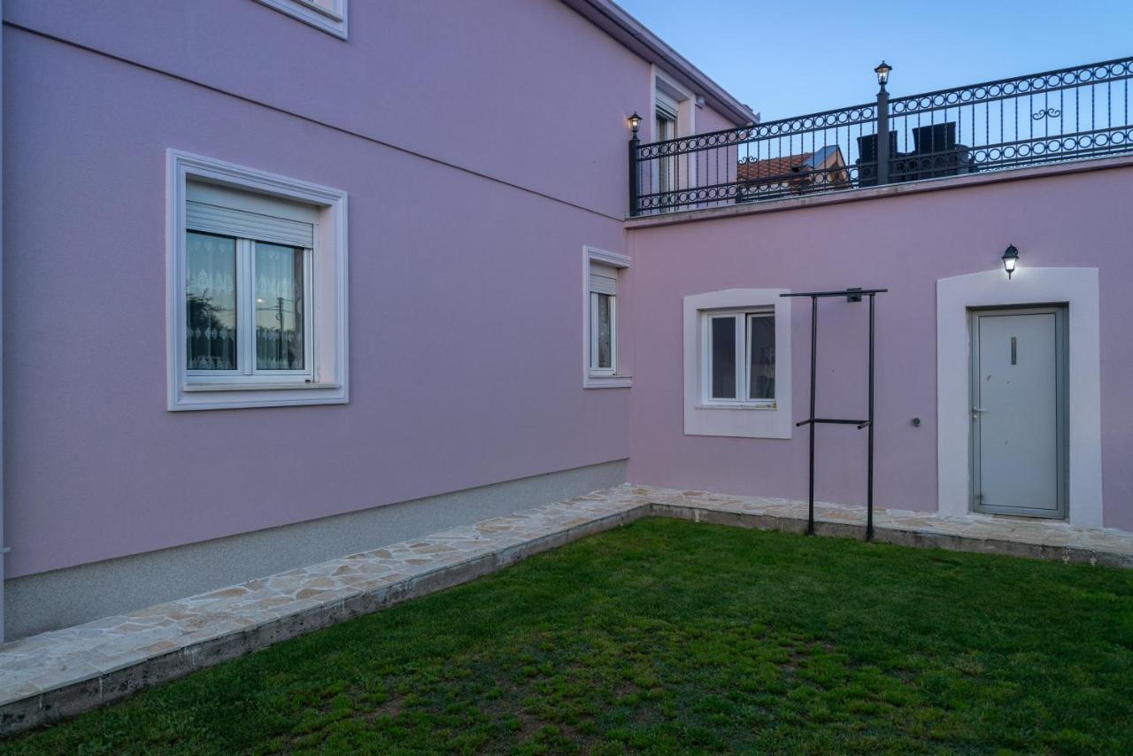 Apartman Mona Podgorica Exteriér fotografie