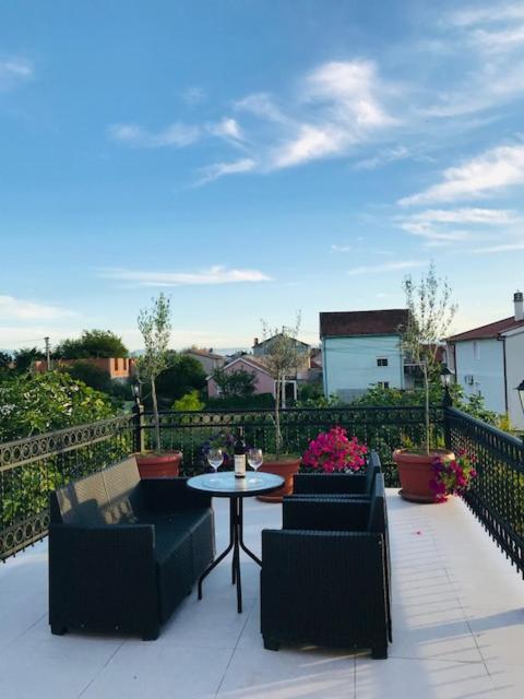 Apartman Mona Podgorica Exteriér fotografie