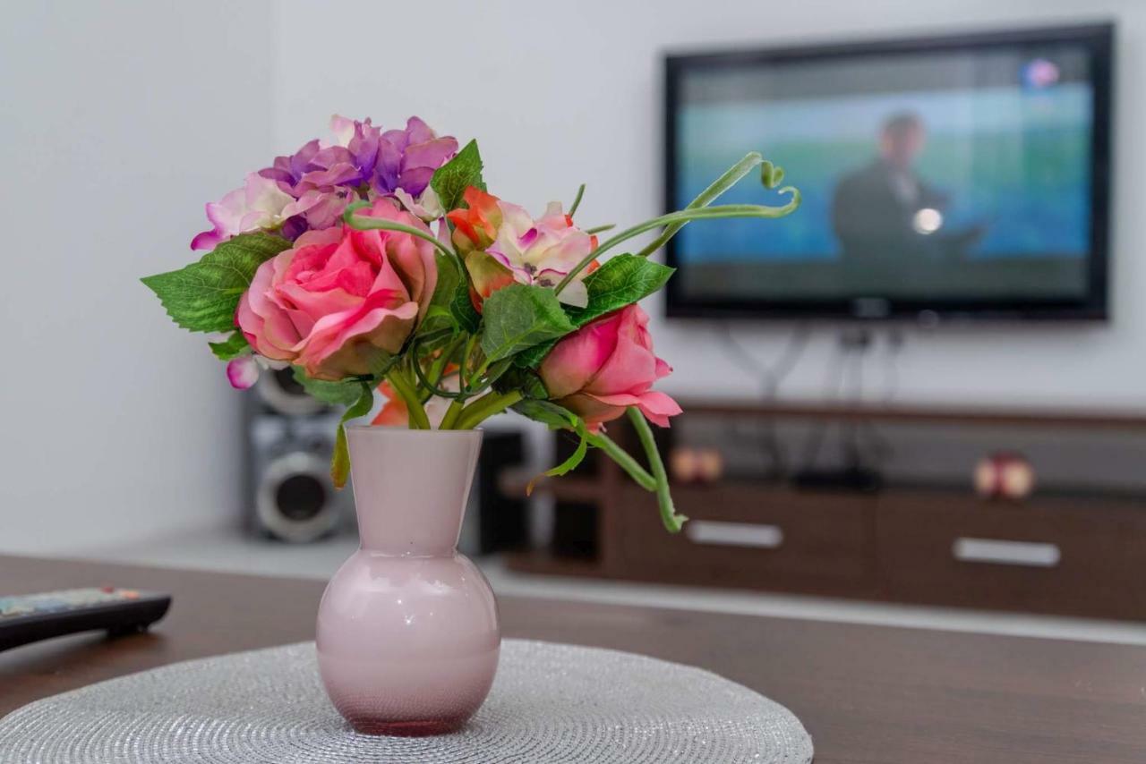 Apartman Mona Podgorica Exteriér fotografie